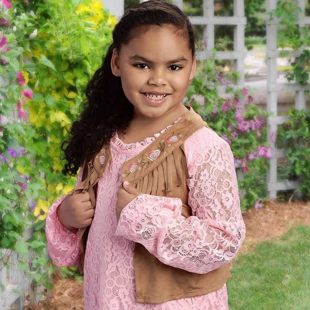 Meet your Posher, Lori